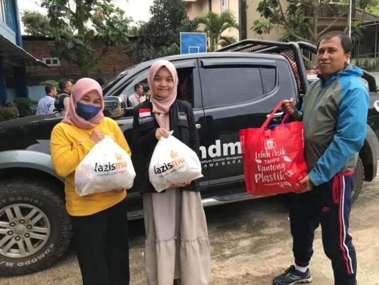 Kolaborasi MDMC-Lazismu Jawa Barat Bantu Korban Gempa di Cianjur