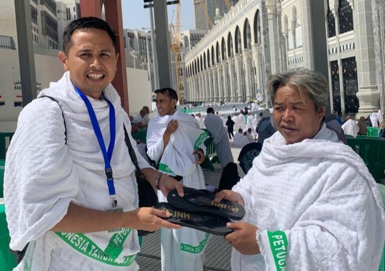 PKP3JH Sediakan Lima Ratus Pasang Sendal Darurat untuk Minimalisir Resiko Kaki Melepuh