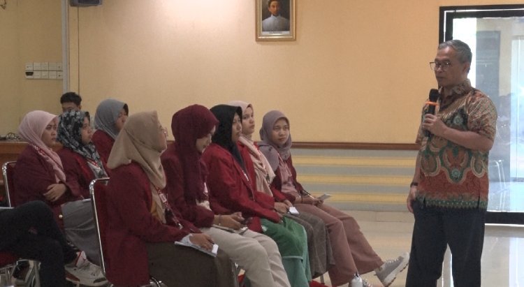 Jadi Pemateri DAM IMM Ciputat, Makroen Sanjaya Sampaikan Pesan Kesalehan Digital Jelang Tahun Politik 2024