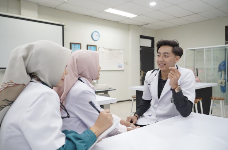 Kualitas Unggul dan Biaya Bersaing, Fakultas Kedokteran UMP Jadi Incaran Calon Mahasiswa